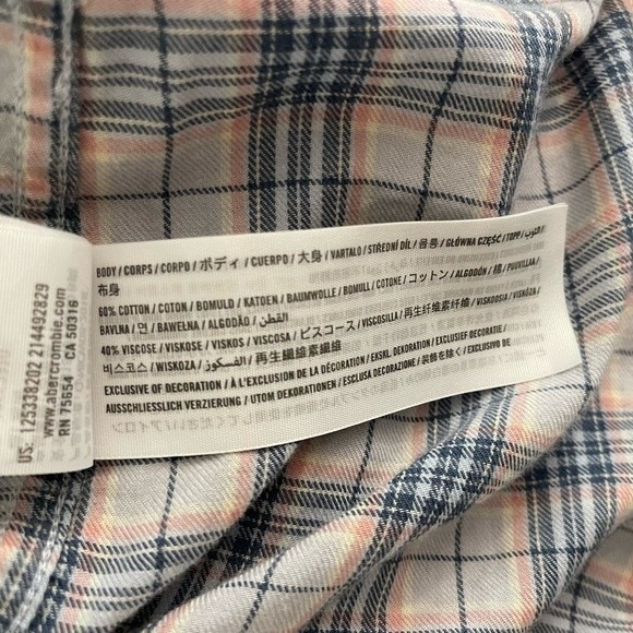 Abercombie&Fitch Men’s Blue Plaid Button Flannel Shirt in Size Medium - Picture 6 of 7